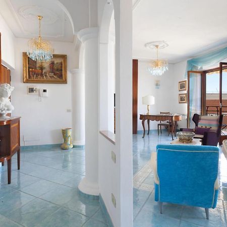 Amore Rentals - Appartamento Cielomare Соренто Екстериор снимка
