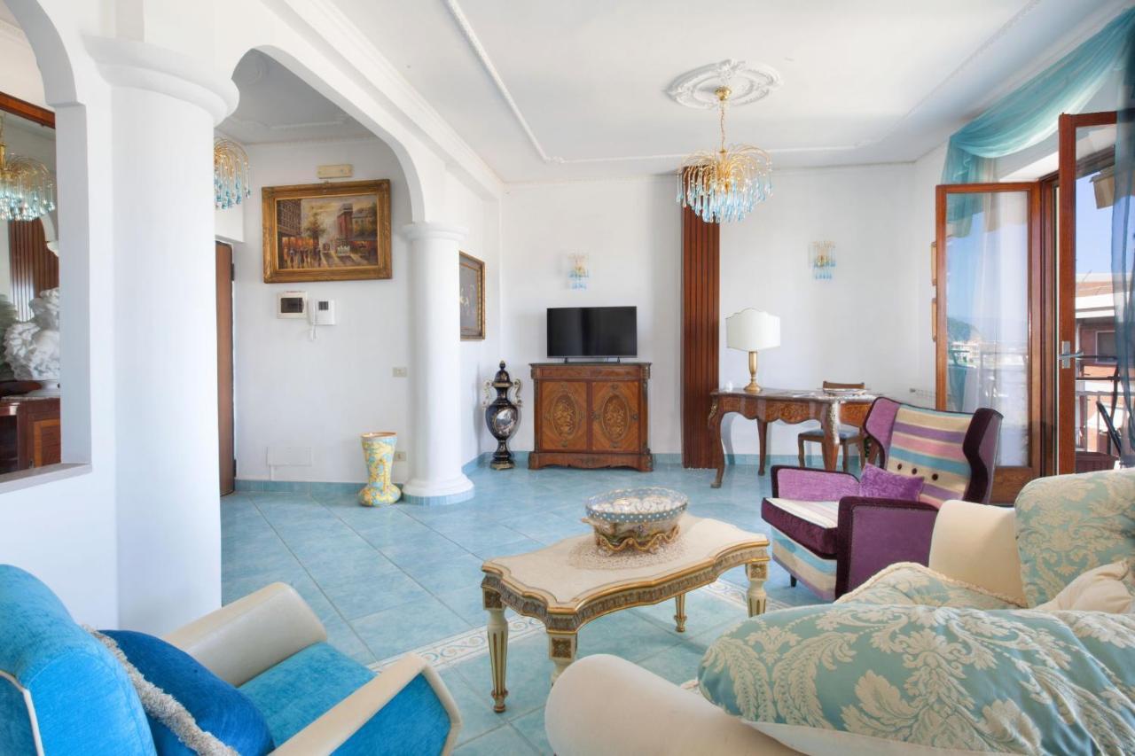 Amore Rentals - Appartamento Cielomare Соренто Екстериор снимка