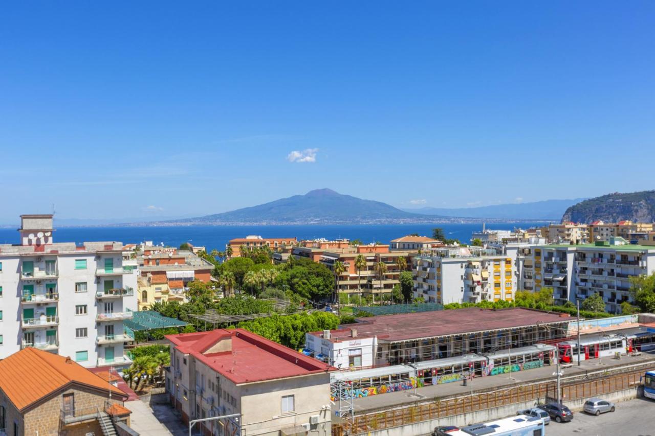 Amore Rentals - Appartamento Cielomare Соренто Екстериор снимка