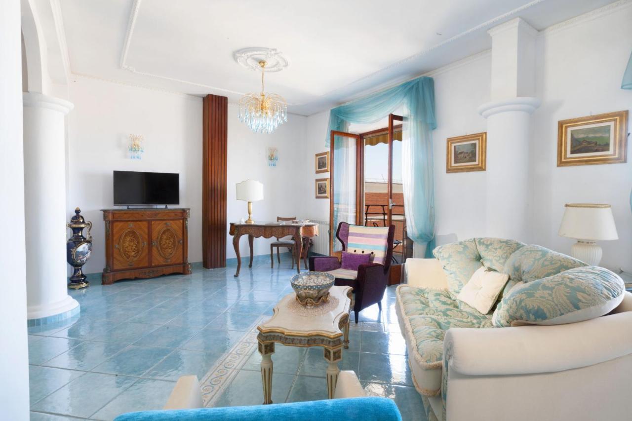 Amore Rentals - Appartamento Cielomare Соренто Екстериор снимка